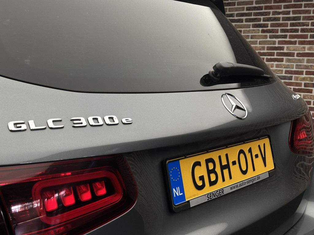 45382431-15.jpg