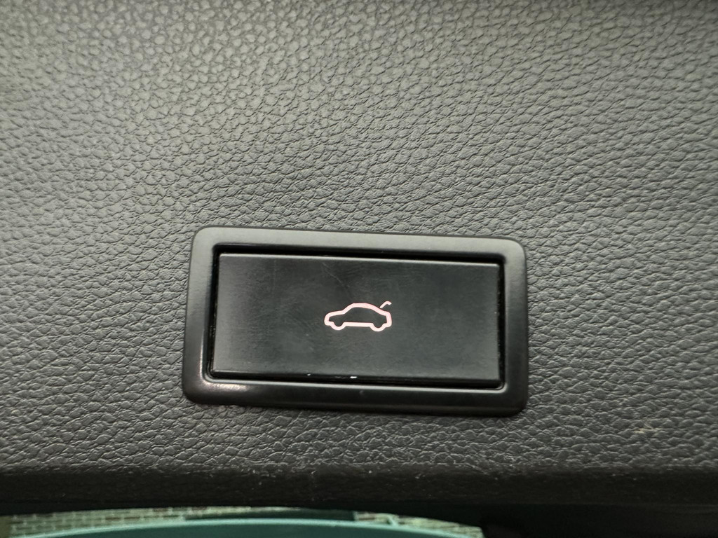 45788275-42.jpg