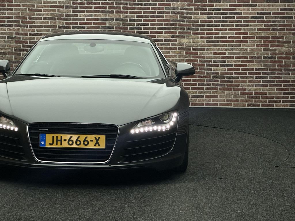 47140937-39.jpg