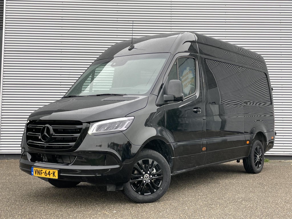 28990298