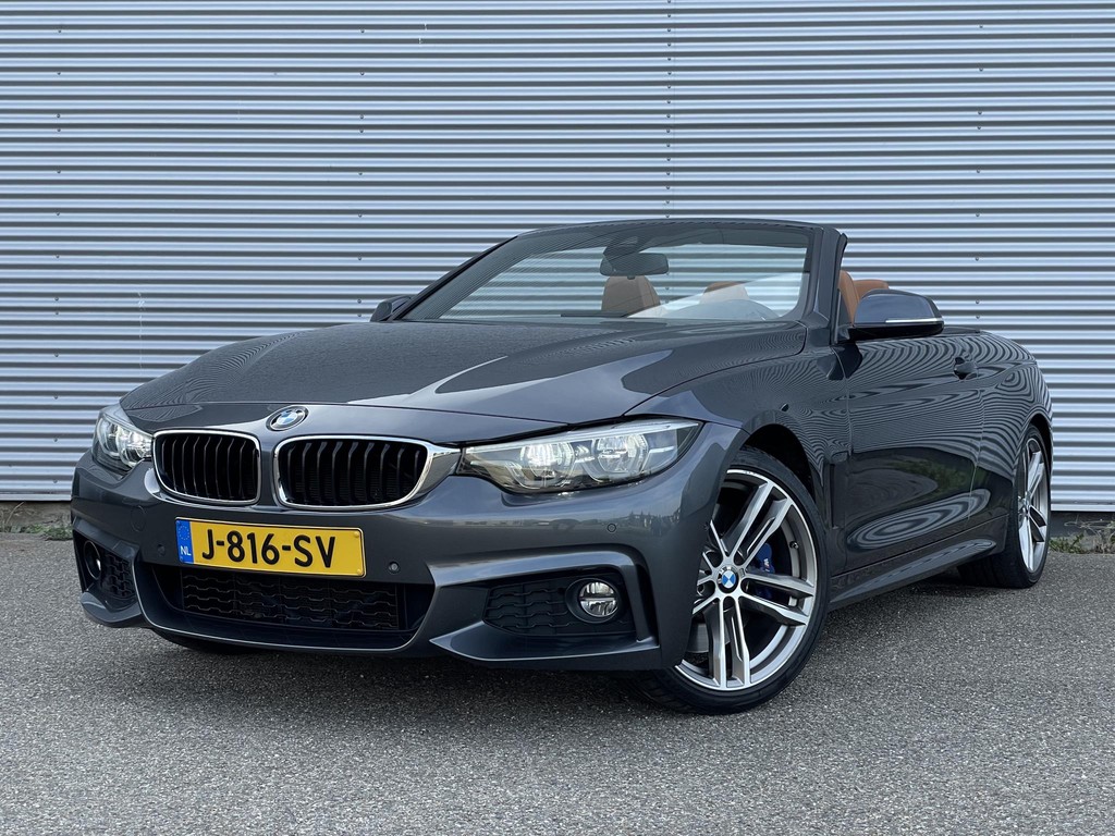 31748303